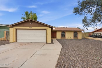 5537 Michigan Ave, Glendale, AZ 85308