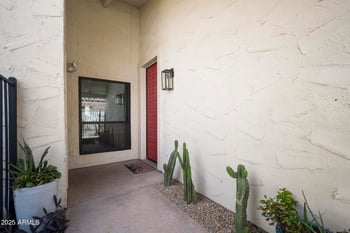 5538 71st St, Paradise Valley, AZ 85253
