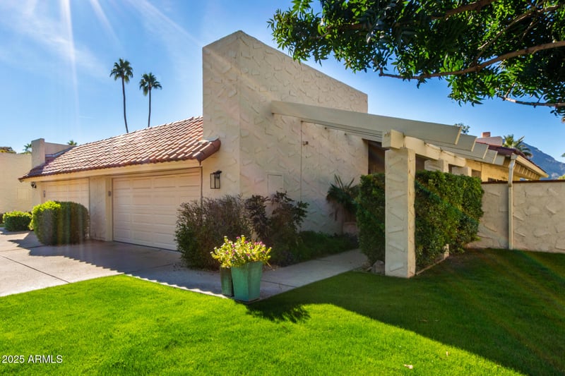 5538 71st St, Paradise Valley, AZ 85253