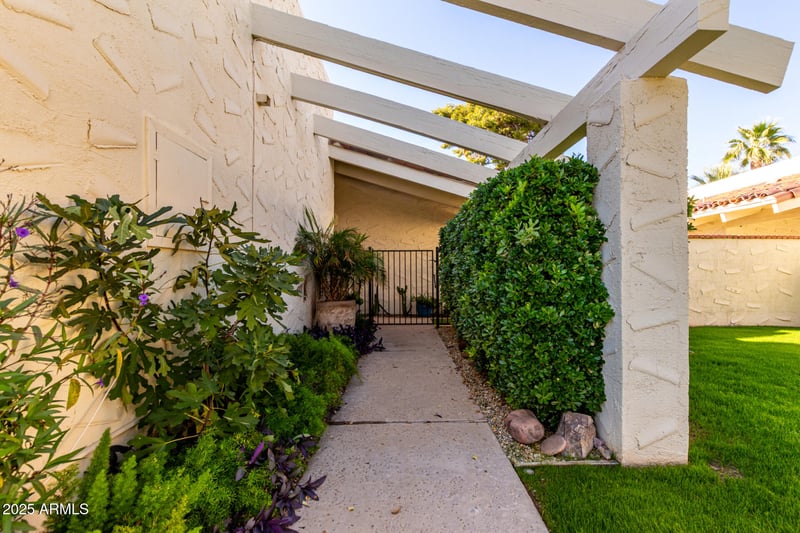 5538 71st St, Paradise Valley, AZ 85253