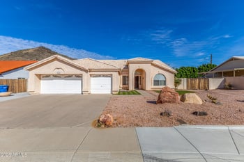 5538 Fallen Leaf Ln, Glendale, AZ 85310