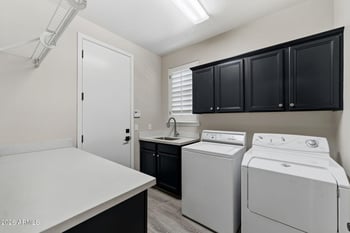 554 Benrich Dr, Gilbert, AZ 85295