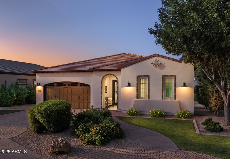 554 Peach Tree St, Queen Creek, AZ 85140