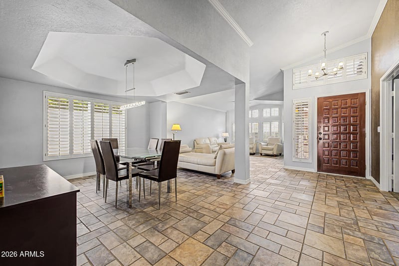 5540 W Christy Dr, Glendale, AZ 85304