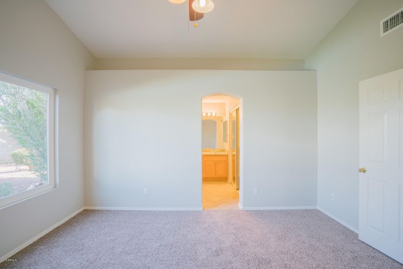 5541 N 103rd Dr, Glendale, AZ 85307