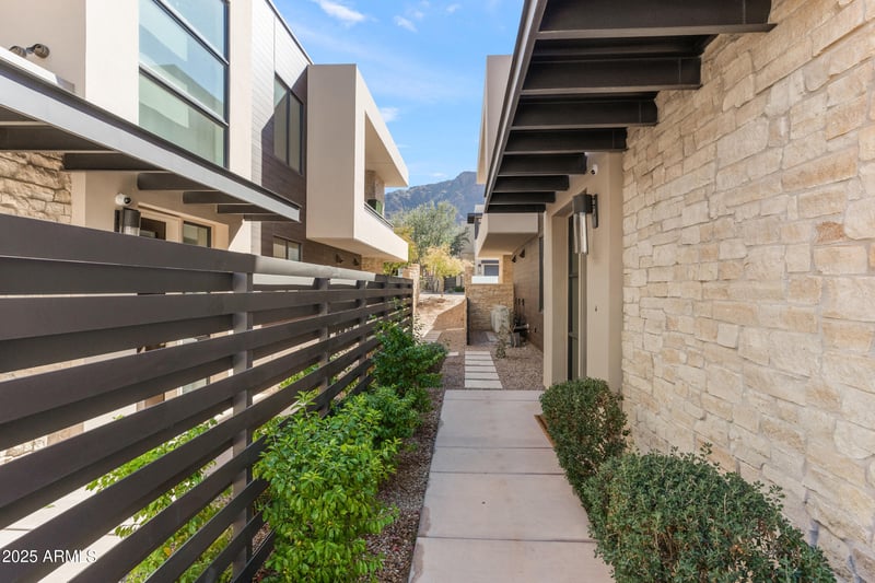 5541 Stella Ln, Paradise Valley, AZ 85253