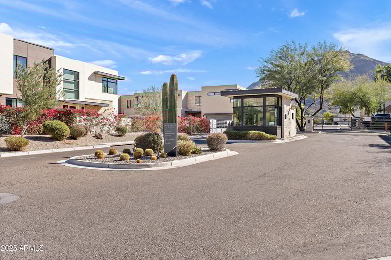 5541 Stella Ln, Paradise Valley, AZ 85253