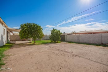 5541 Windsor Ave, Phoenix, AZ 85035