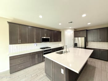 5542 107th Ln, Phoenix, AZ 85037