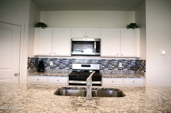 5542 Moody Trl, Laveen, AZ 85339