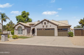 5542 Saguaro Park Ln, Glendale, AZ 85310