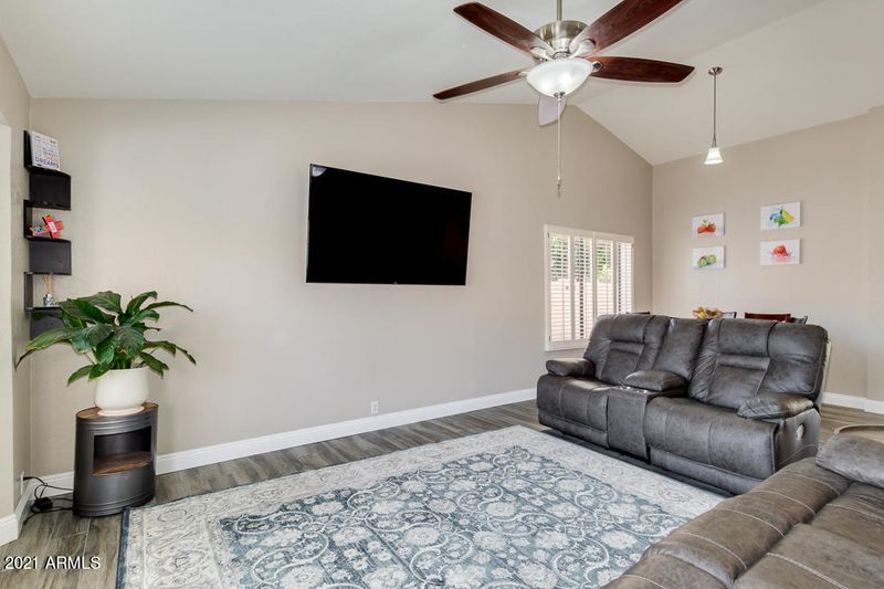 5543 E Elmwood St, Mesa, AZ 85205