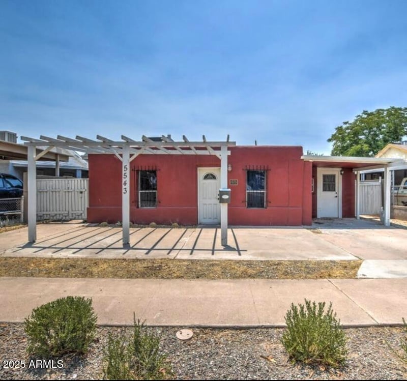 5543 Gardenia Ave, Glendale, AZ 85301