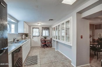 5543 Gardenia Ave, Glendale, AZ 85301