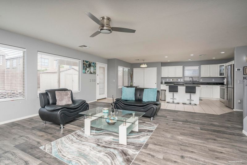 5544 W Southgate Ave, Phoenix, AZ 85043