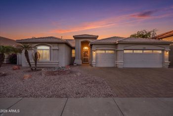 5546 W Lone Cactus Dr, Glendale, AZ 85308