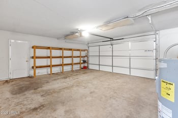 5546 W Shangri La Rd, Glendale, AZ 85304