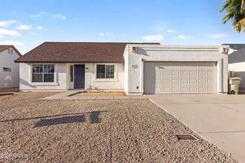 5546 W Shangri La Rd, Glendale, AZ 85304