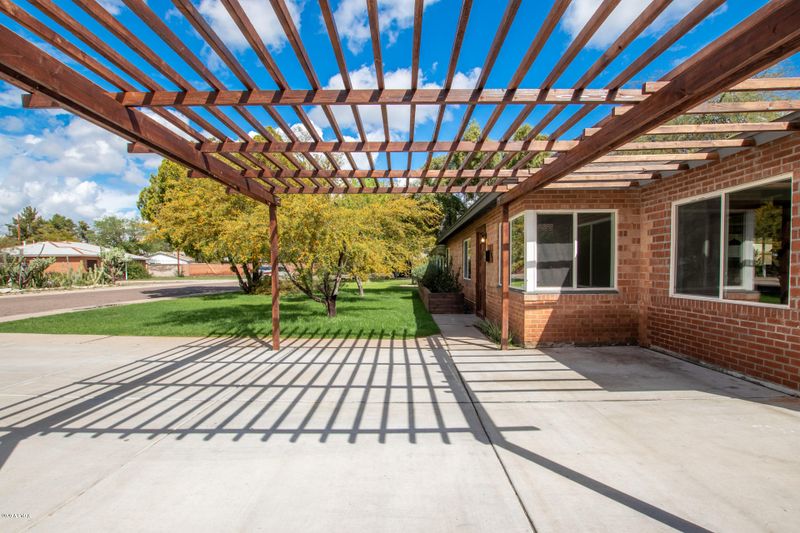 5547 N 10th Ave, Phoenix, AZ 85013