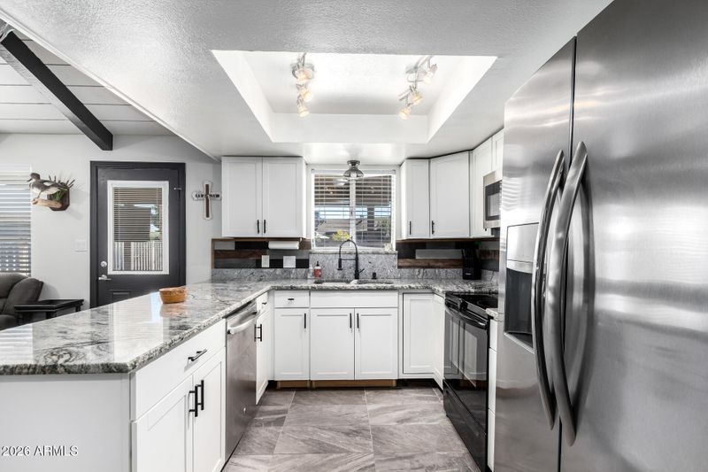 5549 E Drummer Ave, Mesa, AZ 85206