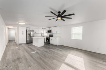 555 Warner Rd #125, Chandler, AZ 85225