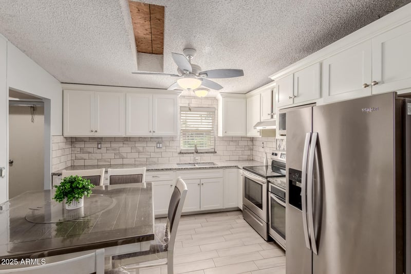 555 Warner Rd #139, Chandler, AZ 85225