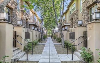 5550 16th St #113, Phoenix, AZ 85016