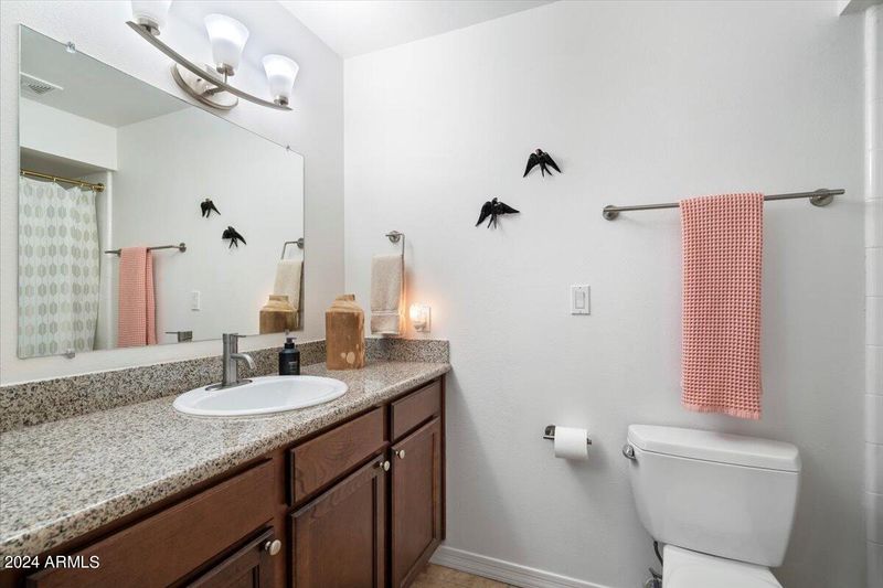 5550 N 12th St #19, Phoenix, AZ 85014