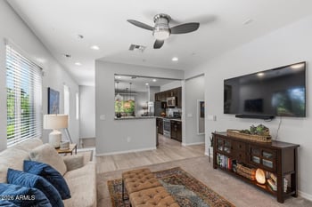 5550 N 16th St #142, Phoenix, AZ 85016