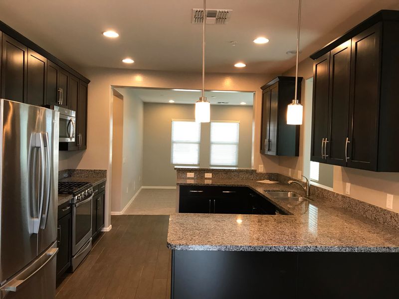 5550 N 16th St #169, Phoenix, AZ 85016