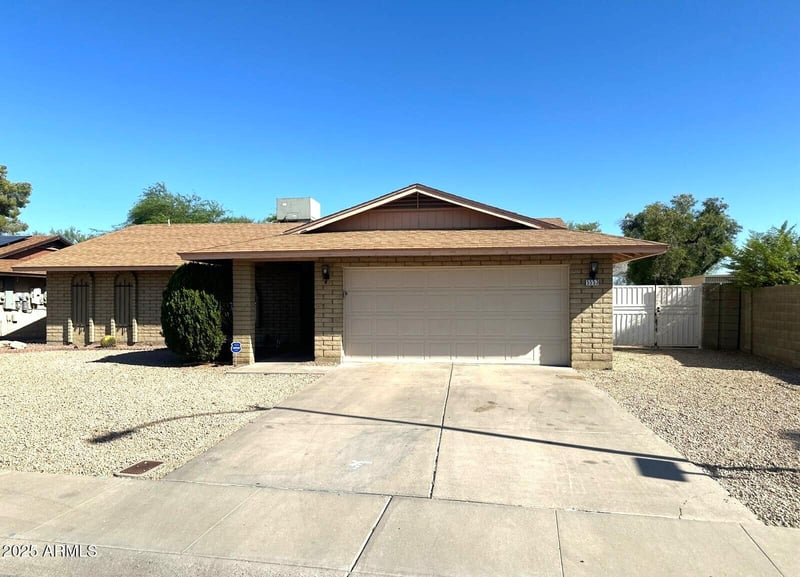 5553 Hartford Ave, Glendale, AZ 85308