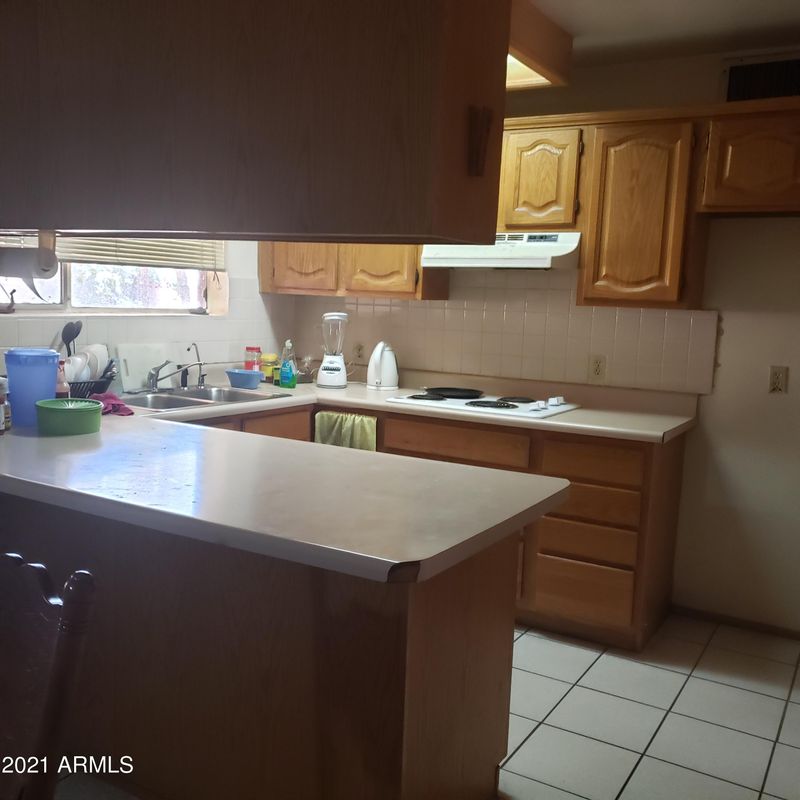5553 N 63rd Ave, Glendale, AZ 85301