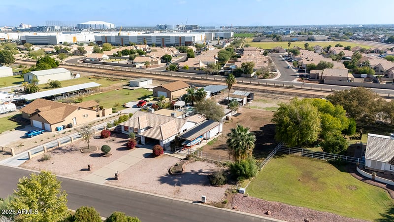 5555 105th Ln, Glendale, AZ 85307