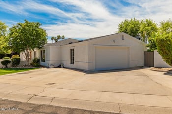 5555 E Monterosa St, Phoenix, AZ 85018