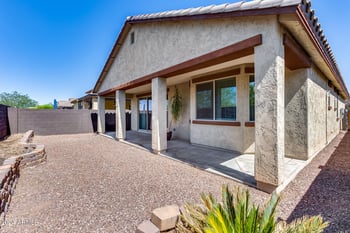 5557 Buckskin Trl, Phoenix, AZ 85083