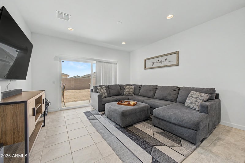 5557 E Axle Ln, San Tan Valley, AZ 85140