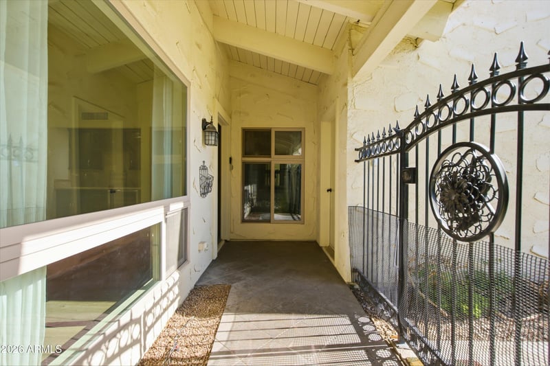 5558 N 71st St, Paradise Valley, AZ 85253