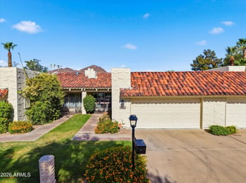 5558 N 71st St, Paradise Valley, AZ 85253