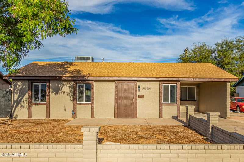 5559 62nd Ave, Glendale, AZ 85301