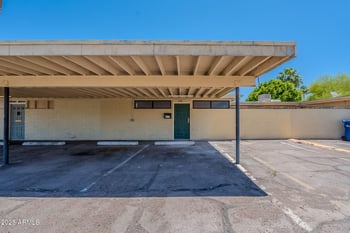 556 Hobson Pz, Mesa, AZ 85203