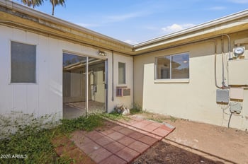 556 Hobson Pz, Mesa, AZ 85203