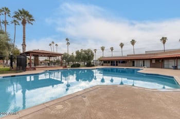 556 N Hobson Pz, Mesa, AZ 85203