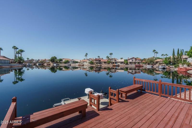 5561 Rose Garden Ln, Glendale, AZ 85308
