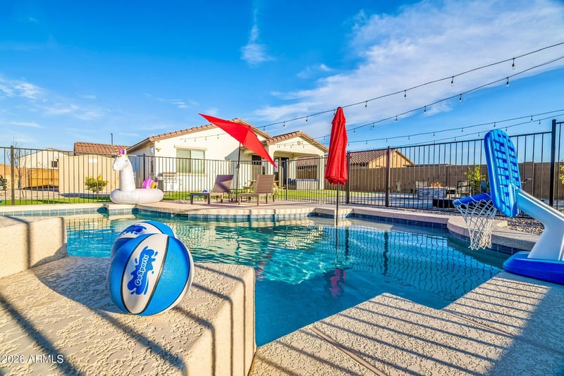 5562 198th Ave, Litchfield Park, AZ 85340