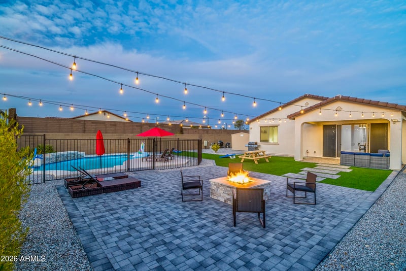 5562 198th Ave, Litchfield Park, AZ 85340