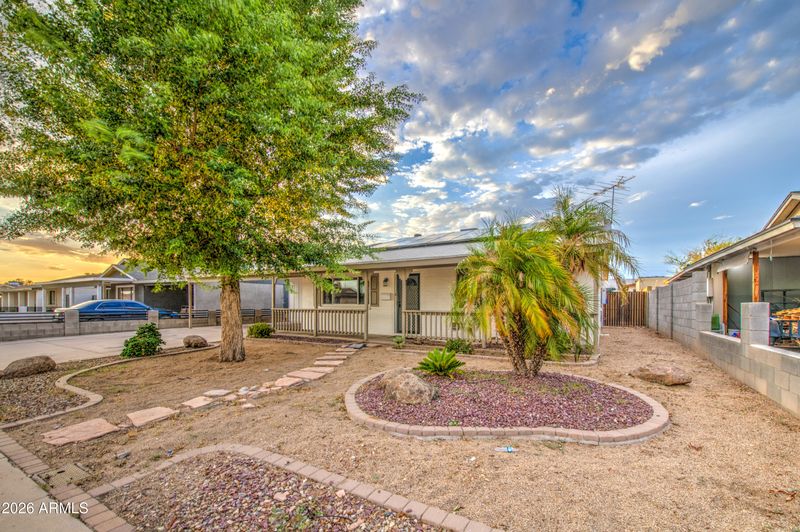 5562 W Edgemont Ave, Phoenix, AZ 85035