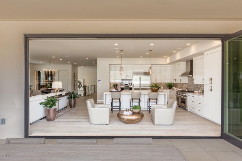 5565 E Stella Ln, Paradise Valley, AZ 85253