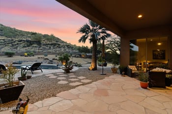 5565 Pinnacle Hill Dr, Glendale, AZ 85310
