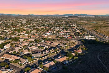 5565 Pinnacle Hill Dr, Glendale, AZ 85310