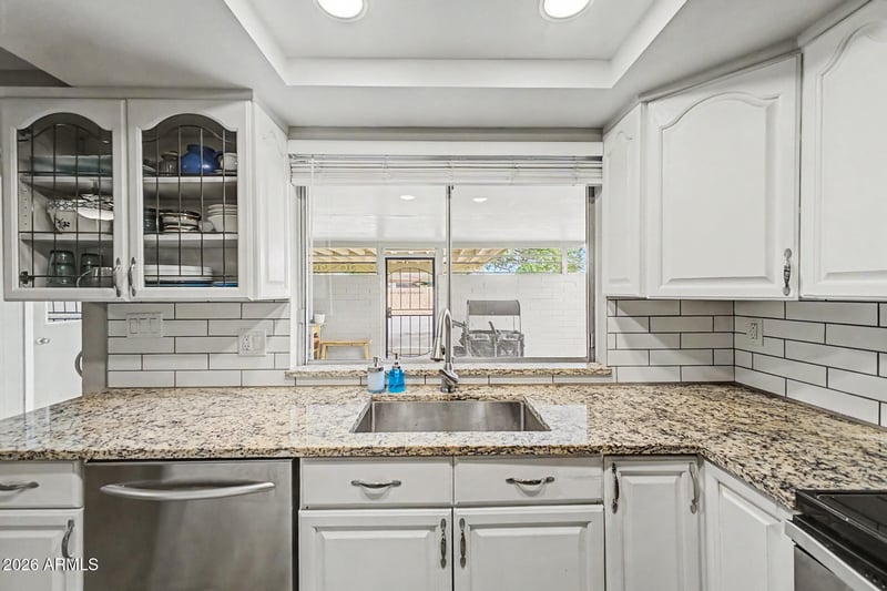 557 Hobson Pz, Mesa, AZ 85203